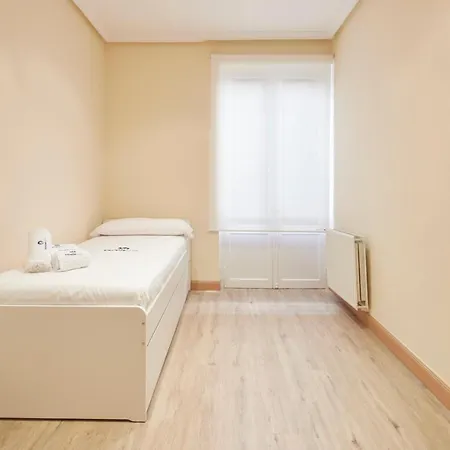 Geltoki - Basque Apartment San Sebastian
